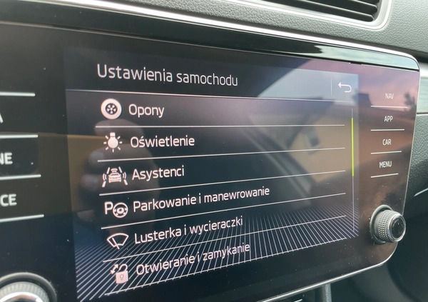 Skoda Superb cena 79900 przebieg: 153000, rok produkcji 2019 z Brzeszcze małe 781